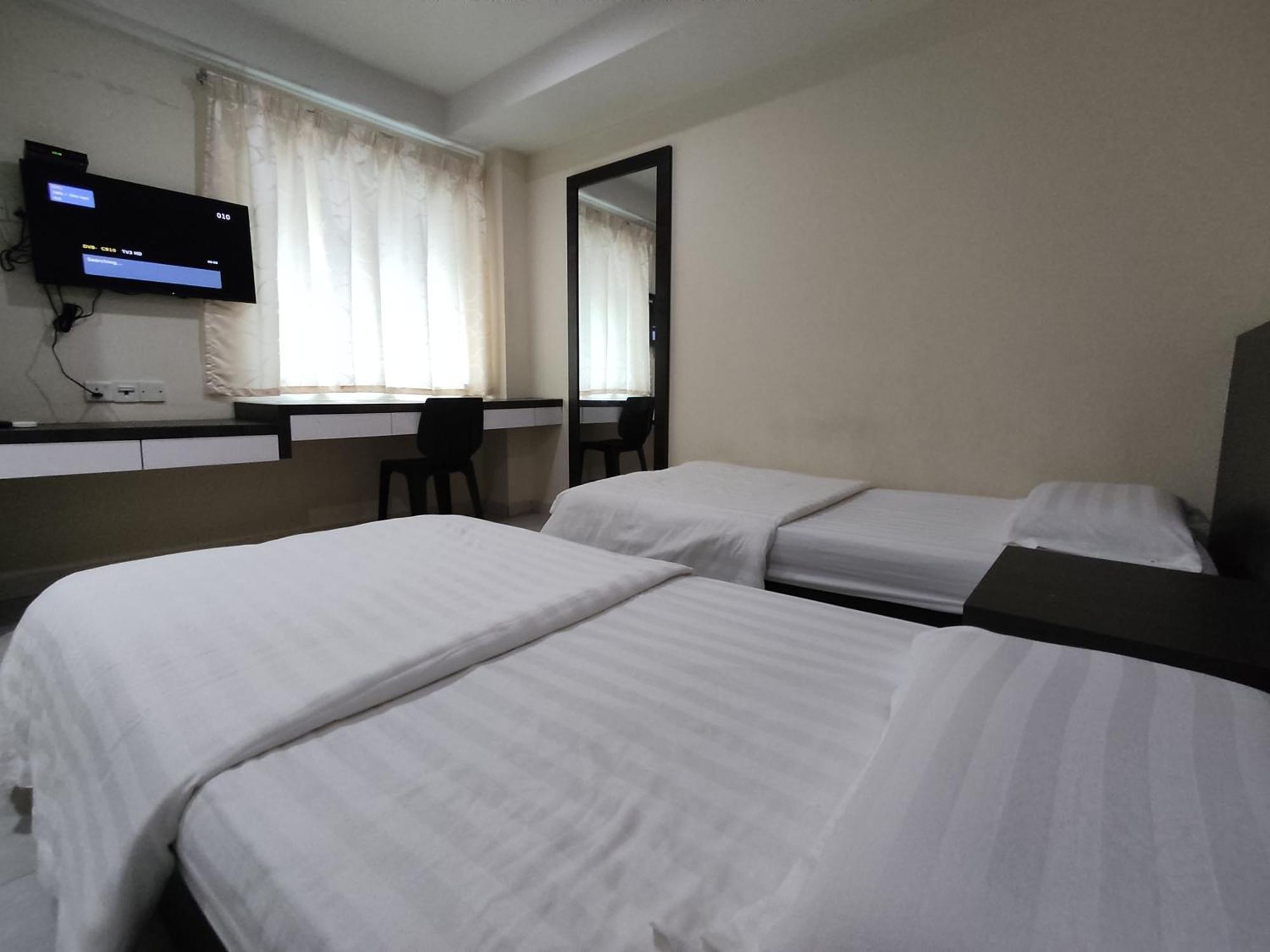 Star Bay Hotel Lumut Værelse billede