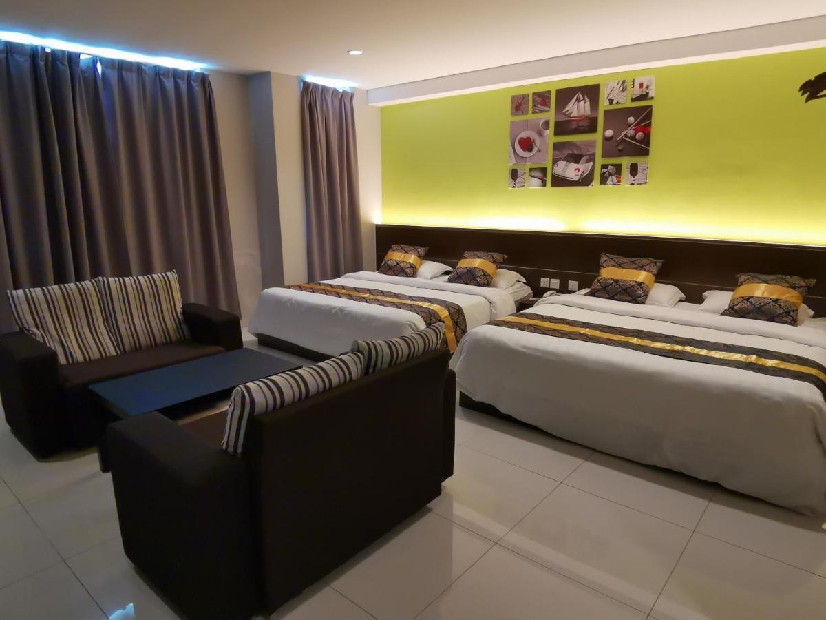 Star Bay Hotel Lumut Eksteriør billede